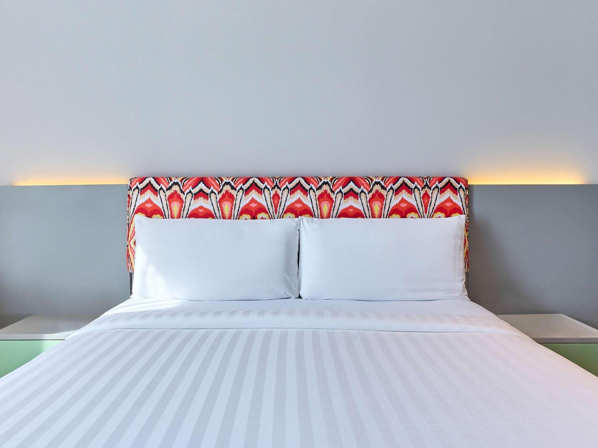 Ibis Styles Dubai Jumeira Exterior foto